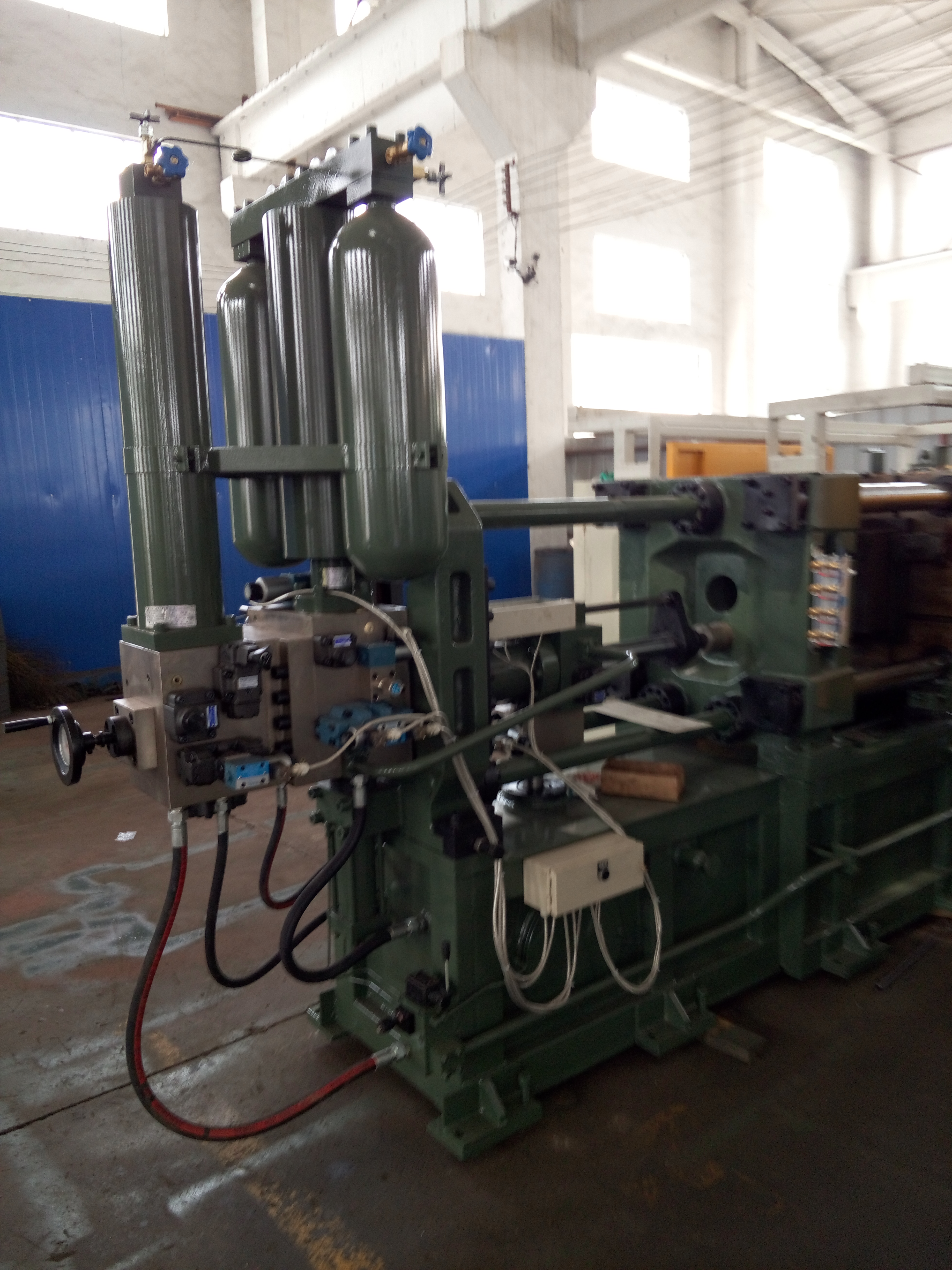 high pressure die casting machine accumulater